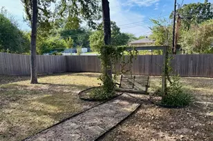 1217 Haley Pl, College Station, TX 77845 - Photo 3