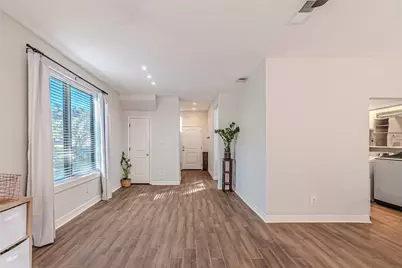 15179 Kimberley Court #54, Houston, TX 77079 - Photo 9