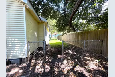 107 Sinclair Street, Boling, TX 77420 - Photo 27