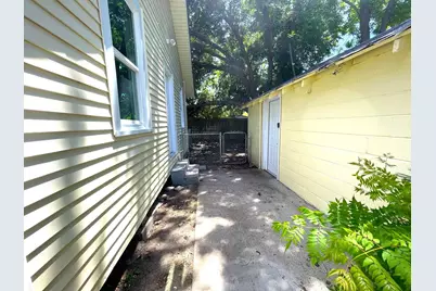 107 Sinclair Street, Boling, TX 77420 - Photo 27