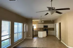 1125 Shadow Glenn Dr, Conroe, TX 77301 - Photo 11