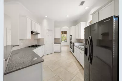 7 Sovereign Way, Conroe, TX 77384 - Photo 7