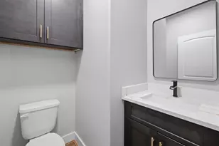 8121 Venus St, Houston, TX 77088 - Photo 19
