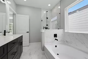 8121 Venus St, Houston, TX 77088 - Photo 27