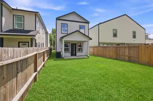 8121 Venus St, Houston, TX 77088 - Photo 39