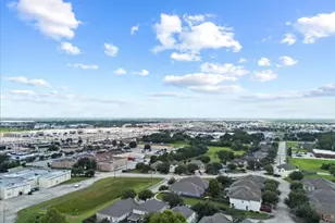 838 San Jacinto Circle, Baytown, TX 77521 - Photo 37