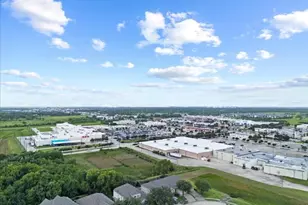 838 San Jacinto Circle, Baytown, TX 77521 - Photo 15