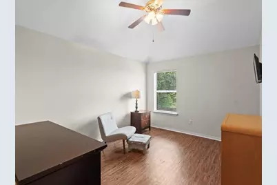 838 San Jacinto Circle, Baytown, TX 77521 - Photo 11