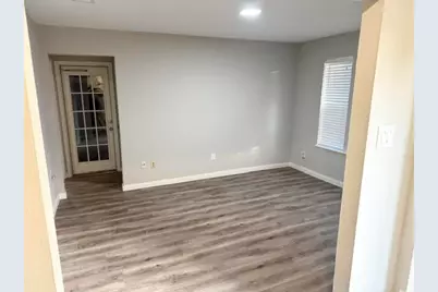 12227 Landcross Drive, Houston, TX 77099 - Photo 7