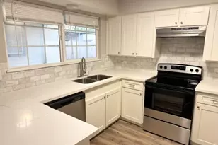 12227 Landcross Dr, Houston, TX 77099 - Photo 5