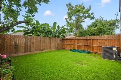 6915 Sherman Street, Houston, TX 77011 - Photo 23