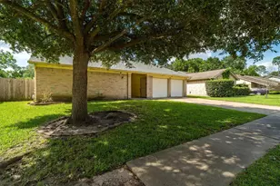 16238 Brookford Dr, Houston, TX 77059 - Photo 29