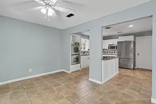 16238 Brookford Dr, Houston, TX 77059 - Photo 9