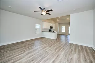 10647 Whitejacket, Conroe, TX 77385 - Photo 17