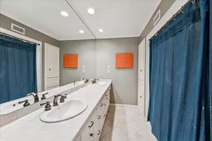 319 Longwoods Ln, Houston, TX 77024 - Photo 31