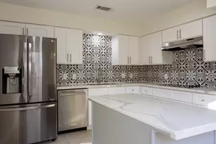 14211 Sandfield Dr, Houston, TX 77077 - Photo 5