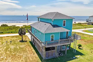 1335 Emerald Dr, Crystal Beach, TX 77650 - Photo 41