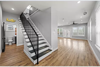 6476 T C Jester Boulevard, Houston, TX 77091 - Photo 9