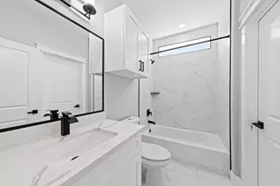 6476 T C Jester Blvd, Houston, TX 77091 - Photo 21