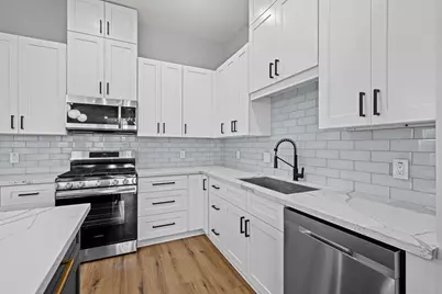 6476 T C Jester Boulevard, Houston, TX 77091 - Photo 3
