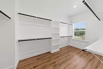 6476 T C Jester Boulevard, Houston, TX 77091 - Photo 17