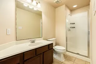 1025 Luke Dr, Alvin, TX 77511 - Photo 19