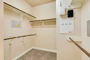 1025 Luke Dr, Alvin, TX 77511 - Photo 13