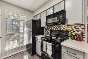 2501 Wickersham Ln, Austin, TX 78741 - Photo 5
