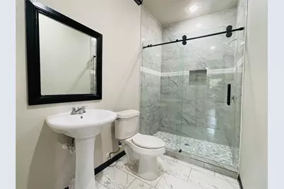 2187 Franklin Street, Beaumont, TX 77701 - Photo 5