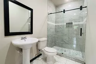 2187 Franklin St, Beaumont, TX 77701 - Photo 5