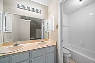 3714 Echo Grove Ln, Houston, TX 77043 - Photo 25