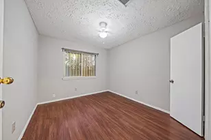 3714 Echo Grove Ln, Houston, TX 77043 - Photo 23