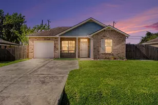 8506 Shiloh St, Texas City, TX 77591 - Photo 1
