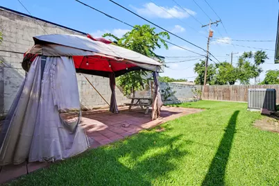 8506 Shiloh Street, Texas City, TX 77591 - Photo 23