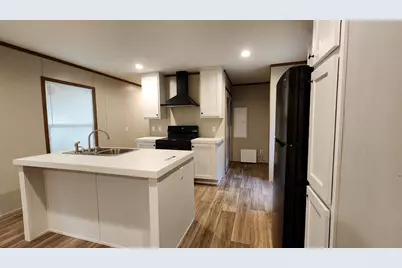 124 Lincoln Drive, Livingston, TX 77351 - Photo 3