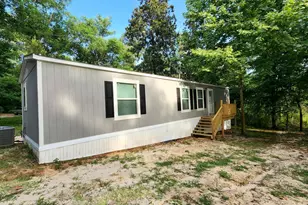 124 Lincoln Dr, Livingston, TX 77351 - Photo 1