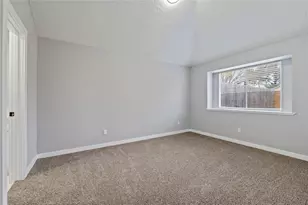 11551 Gullwood Dr, Houston, TX 77089 - Photo 9