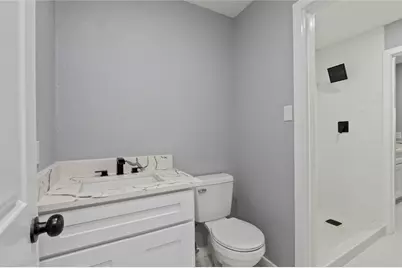 11551 Gullwood Drive, Houston, TX 77089 - Photo 13