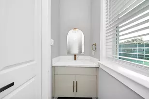 1003 E 28th St, Houston, TX 77009 - Photo 21