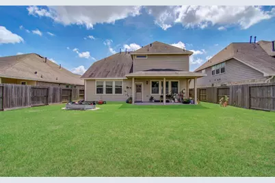 12319 Gatewood Drive, Mont Belvieu, TX 77535 - Photo 3