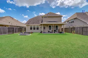 12319 Gatewood Dr, Mont Belvieu, TX 77535 - Photo 3