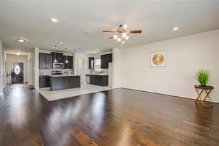 12319 Gatewood Dr, Mont Belvieu, TX 77535 - Photo 17