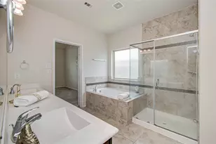 12319 Gatewood Dr, Mont Belvieu, TX 77535 - Photo 25