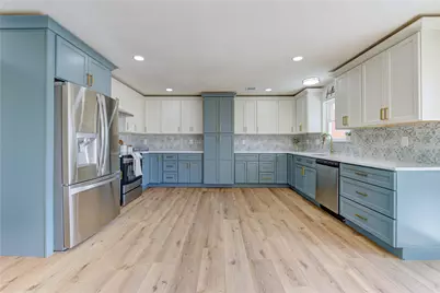 8602 Bissell Road, Manvel, TX 77578 - Photo 25