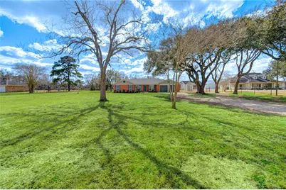 8602 Bissell Road, Manvel, TX 77578 - Photo 5