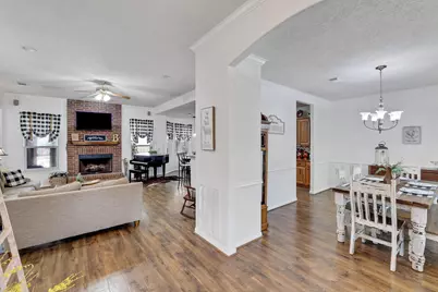 9934 Palm Drive, Mont Belvieu, TX 77523 - Photo 15