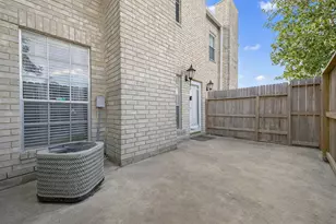 17461 Red Oak Dr, Houston, TX 77090 - Photo 3
