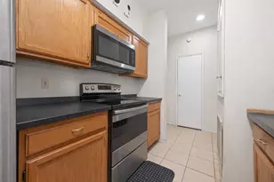 17461 Red Oak Dr, Houston, TX 77090 - Photo 7