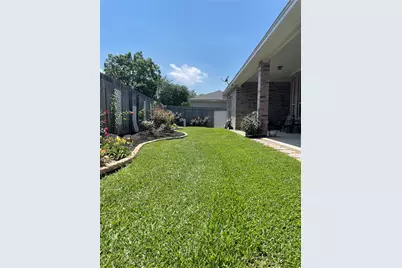 4518 N Pine Brook Way, Houston, TX 77059 - Photo 31