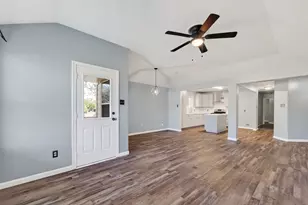 17111 Loch Raven Ln, Houston, TX 77060 - Photo 9